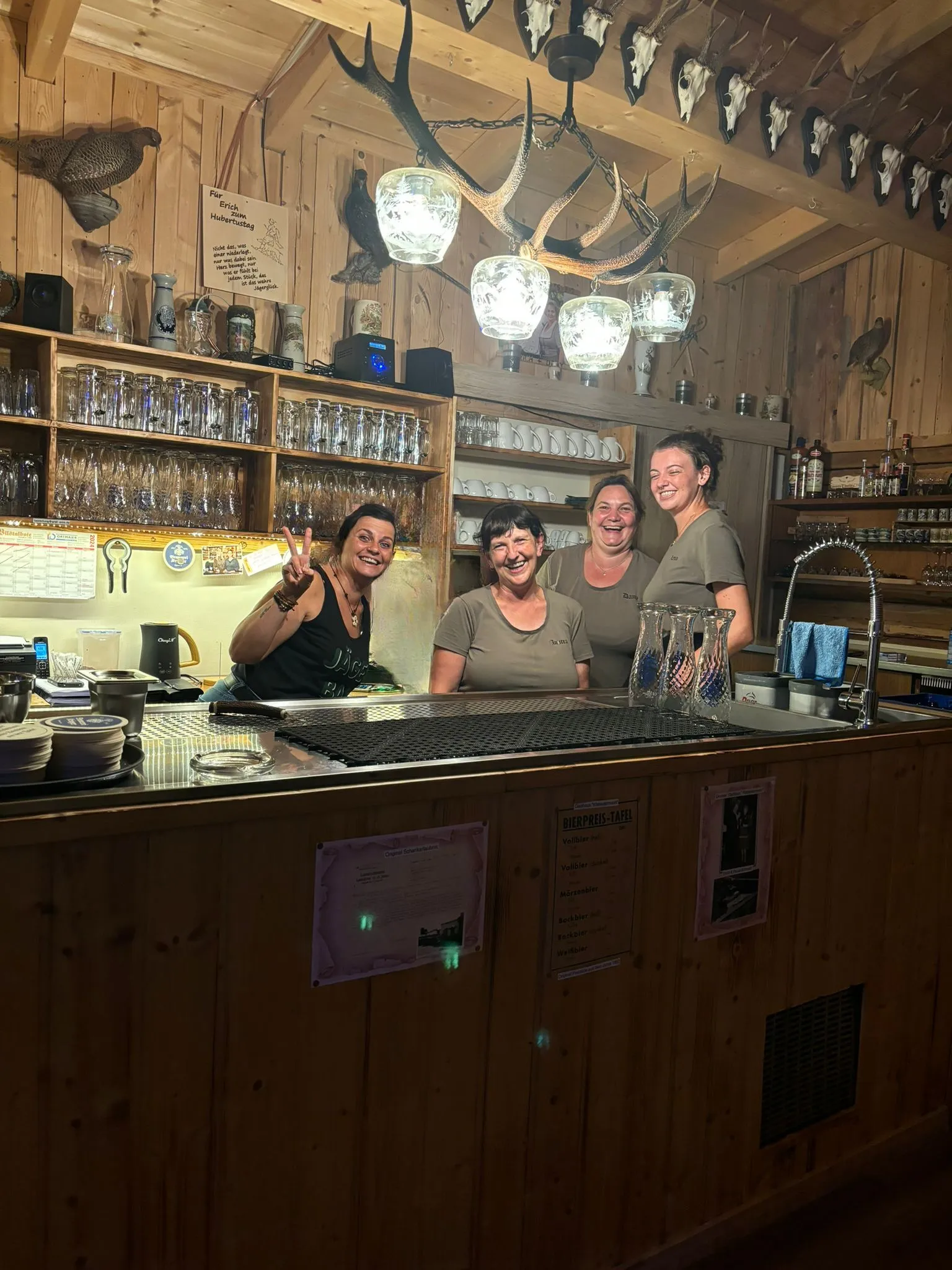 Unser Team im Jägerstüberl